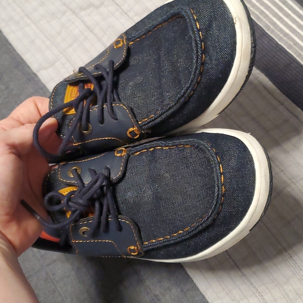 Levi's sneaker/loafers